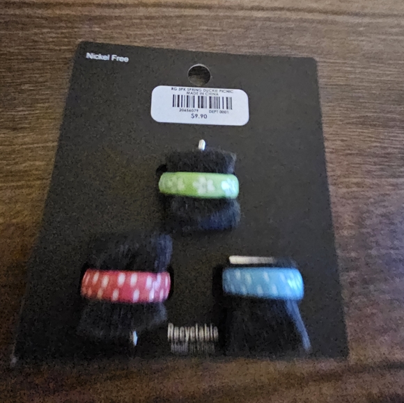 Spring Picnic Rings Set Of 3 Duck Strawberry Flowers Size 7 NEW - Picture 2 of 7